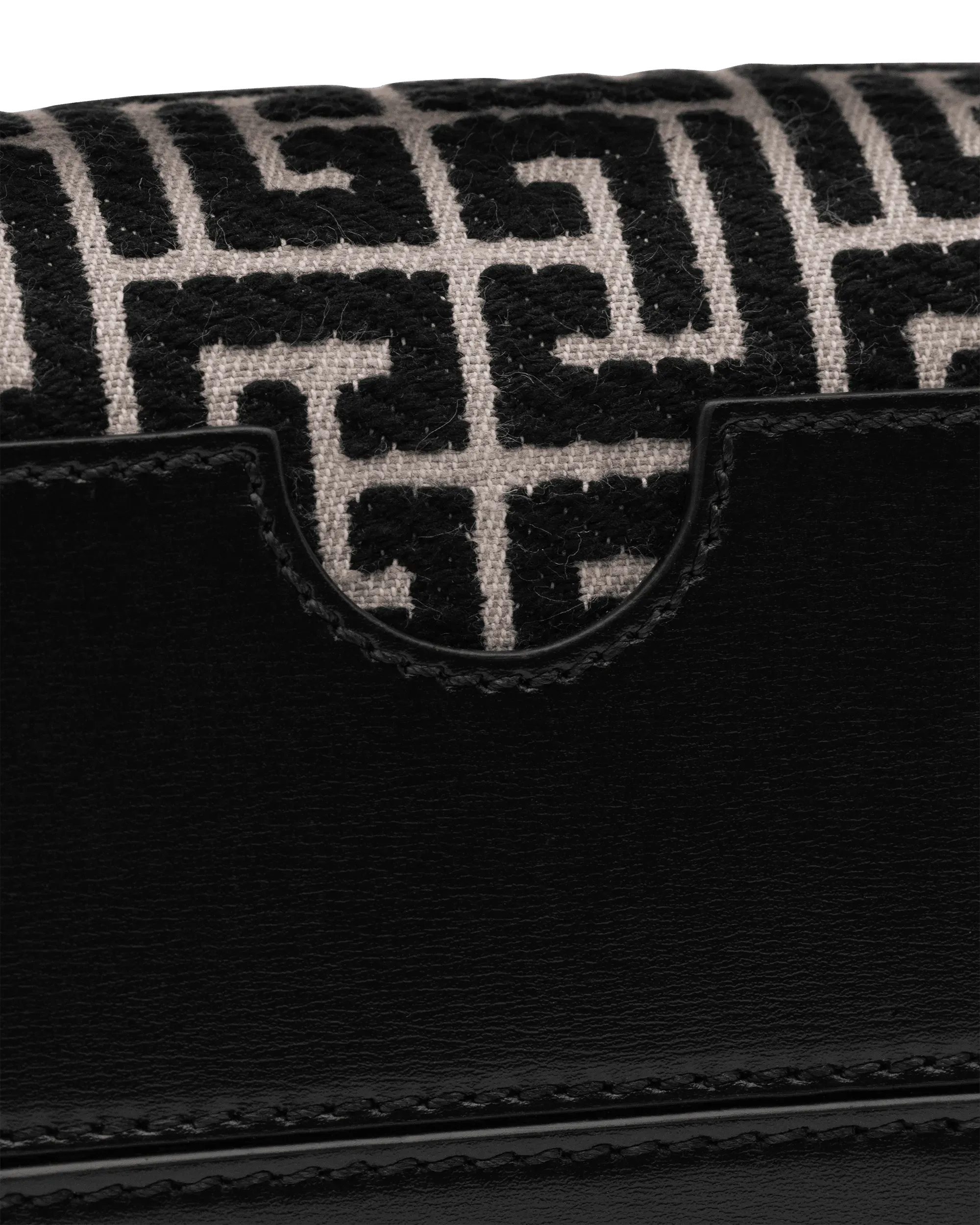 B-Buzz 19 Jacquard Monogram Bag