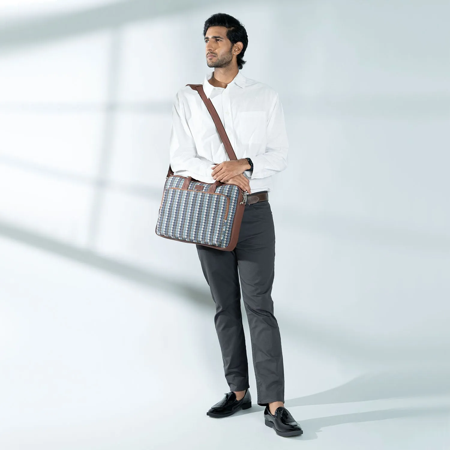 Bombay Houndstooth Unisex Laptop Bag