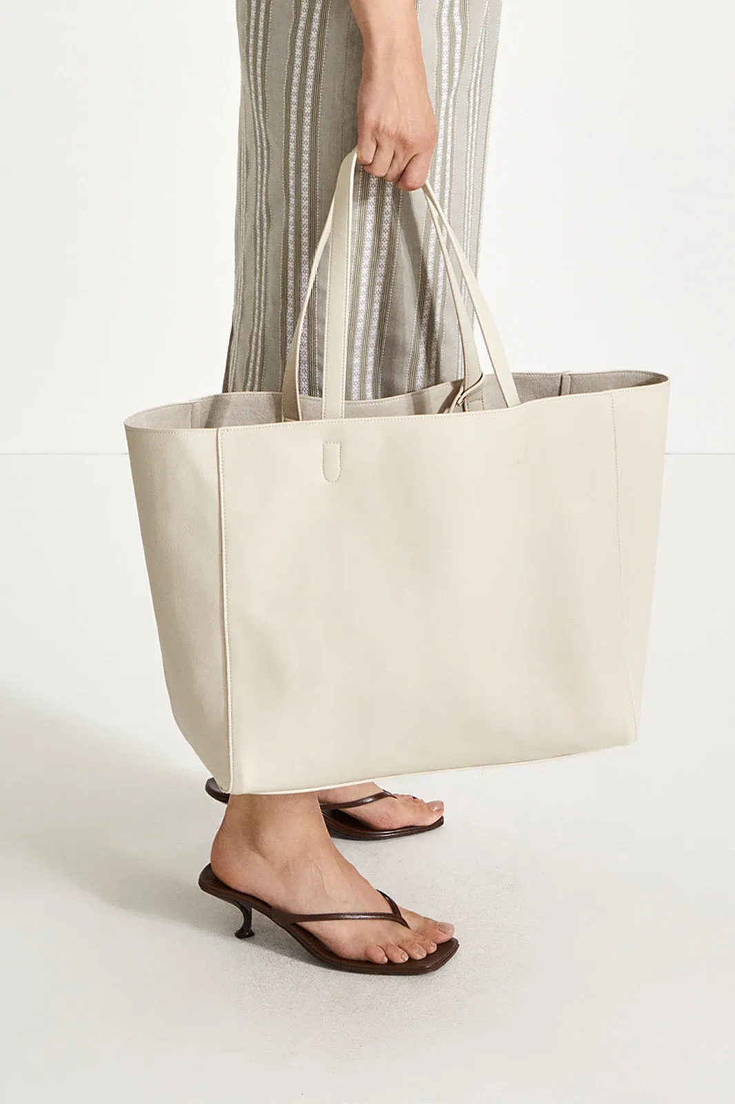 EVERYDAY SHOPPER - YACHT BAG CREAM STRUCTURED