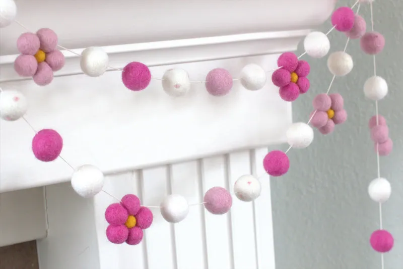 Felt Daisy Garland- Baby Pink, Rose, White