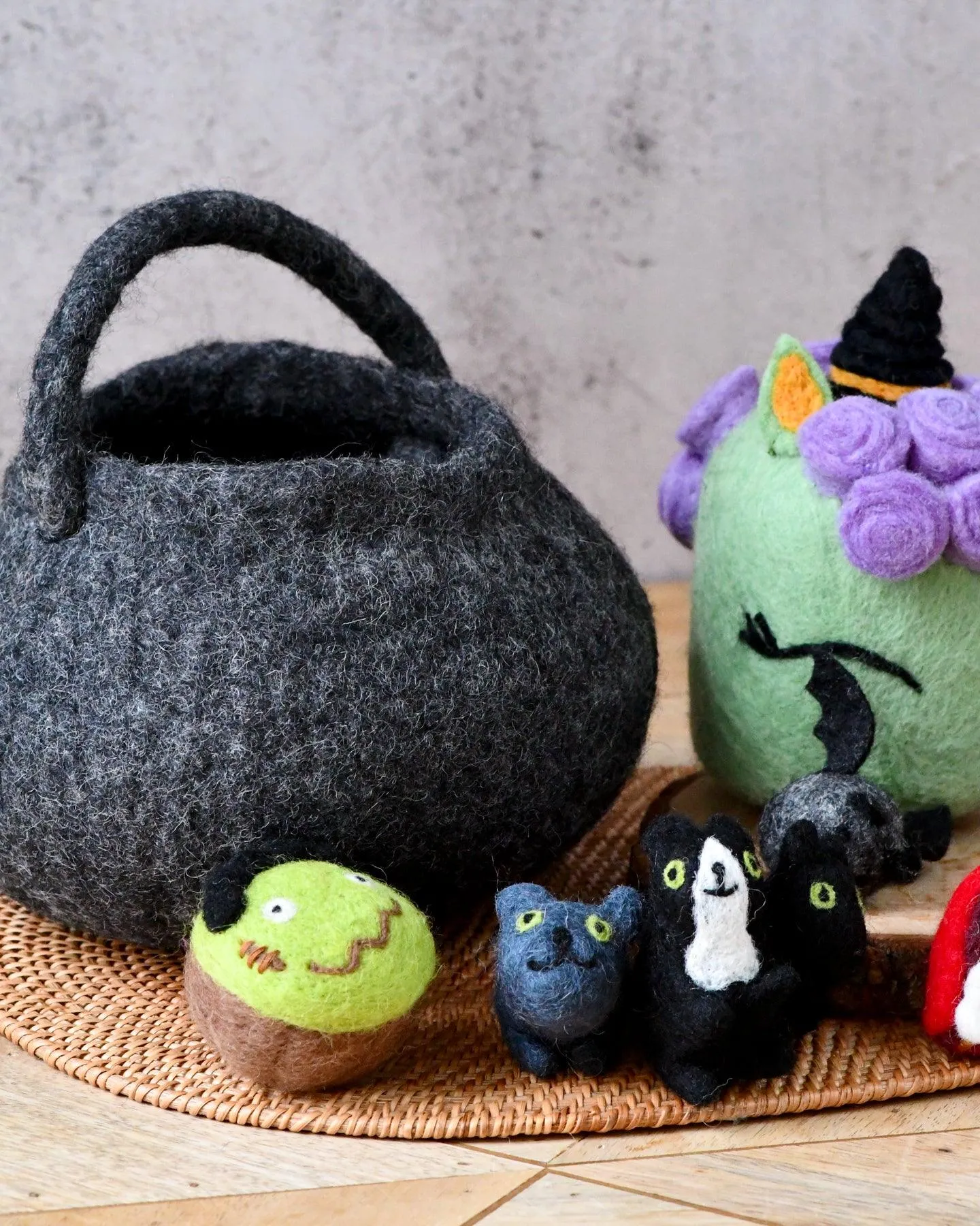 Felt Witches (Trick-Or-Treat) Grazing Set