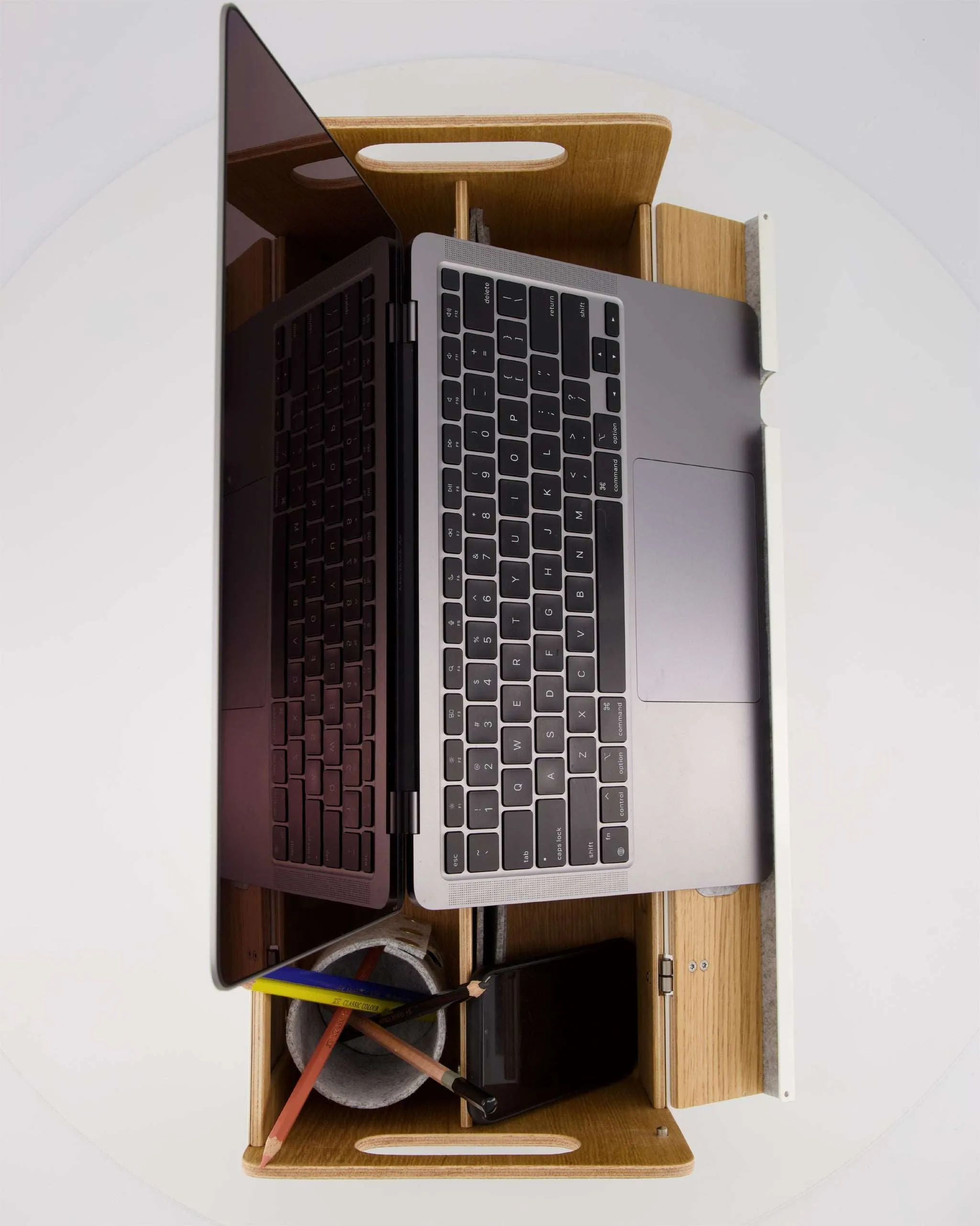 Gustav Original XL Desk Organizer & Laptop Stand Oak/White