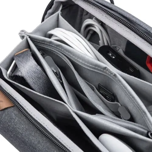 Peak Design Tech Pouch Charcoal