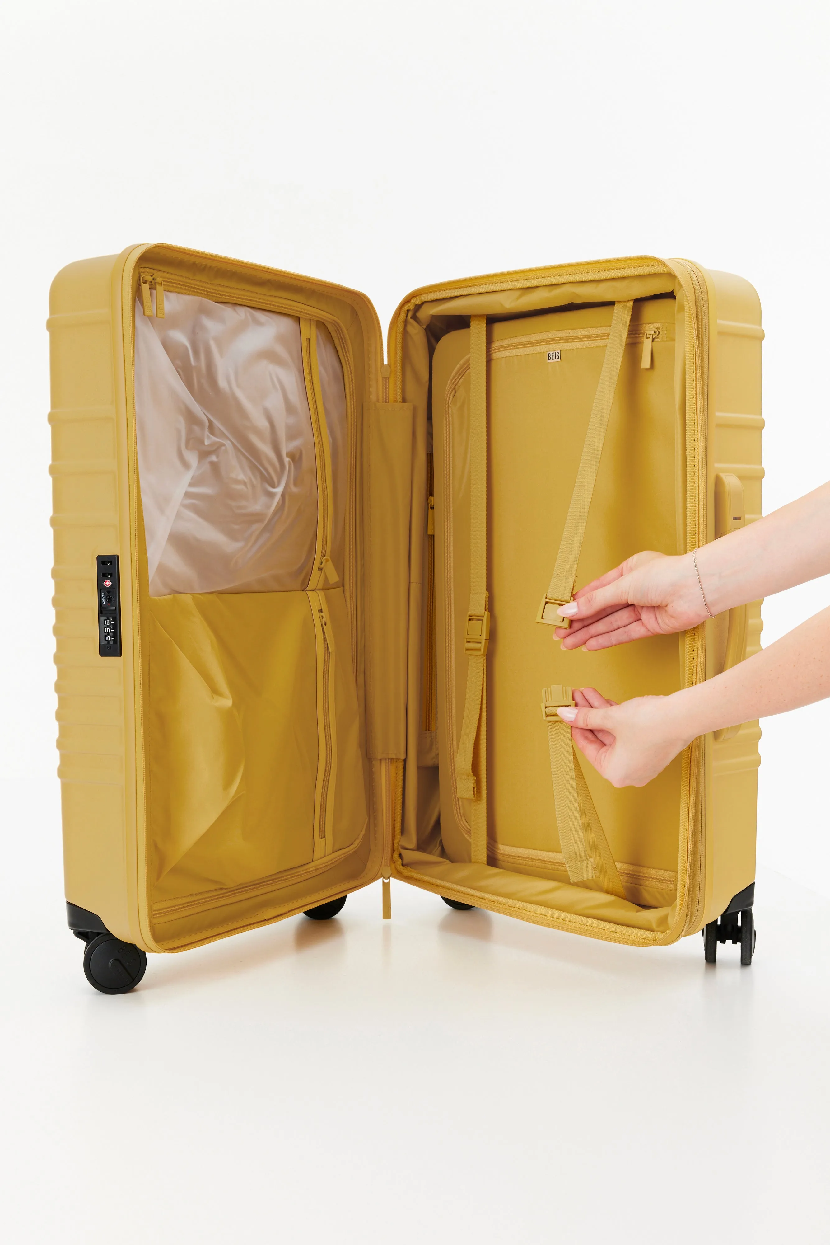 The Carry-On Roller in Honey