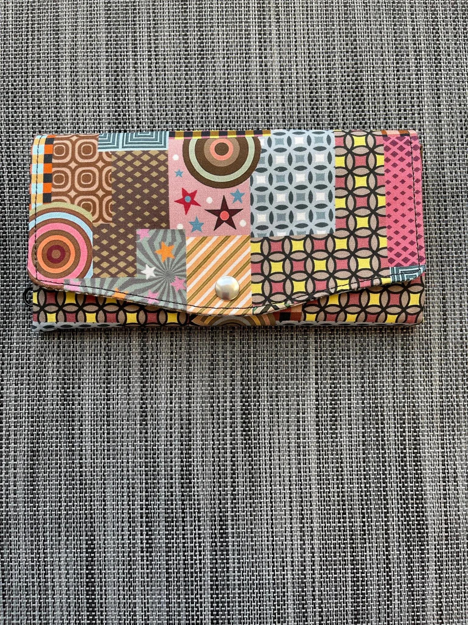 Wallet - Slim Large Wallet - Light Weight - Geometric Fabric